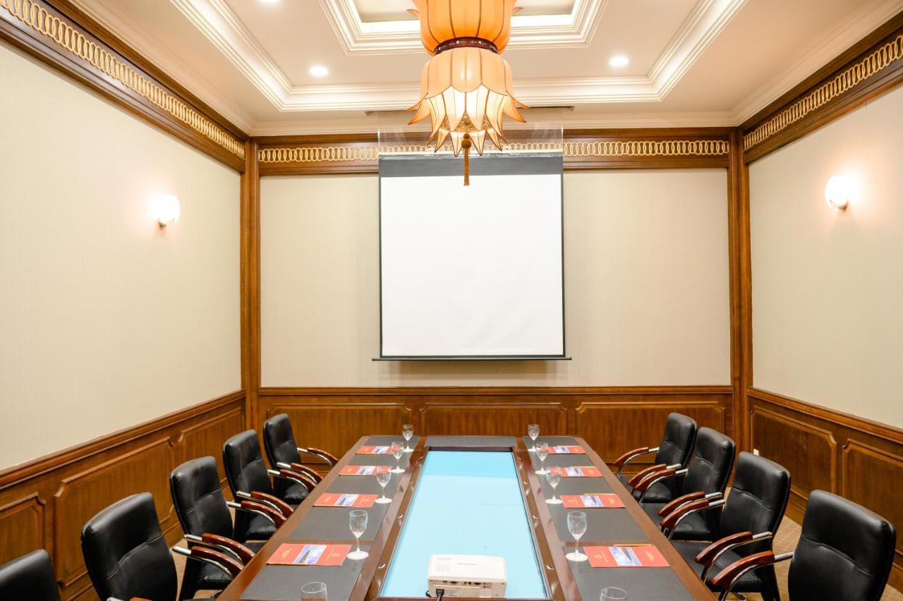 Ttc Imperial Hotel Хюе Екстер'єр фото