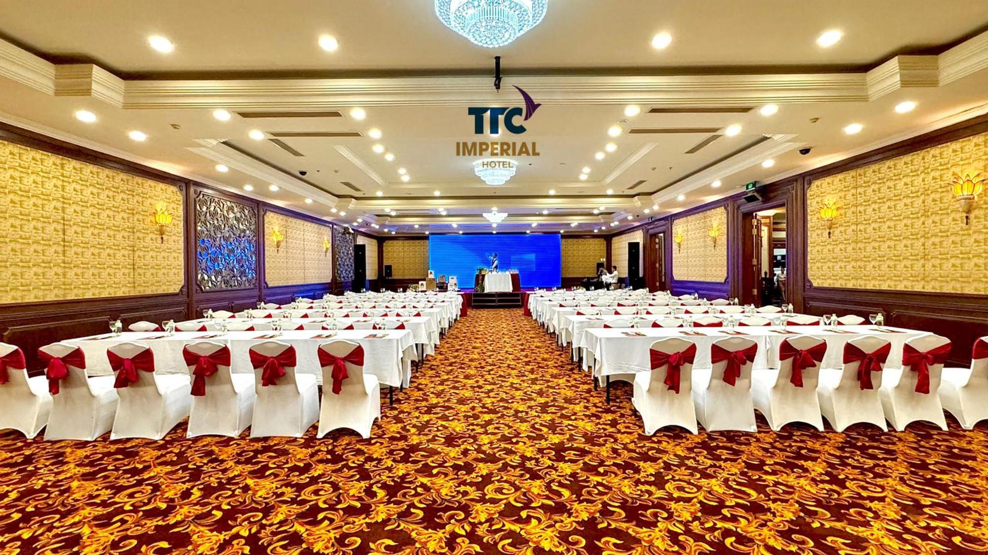 Ttc Imperial Hotel Хюе Екстер'єр фото