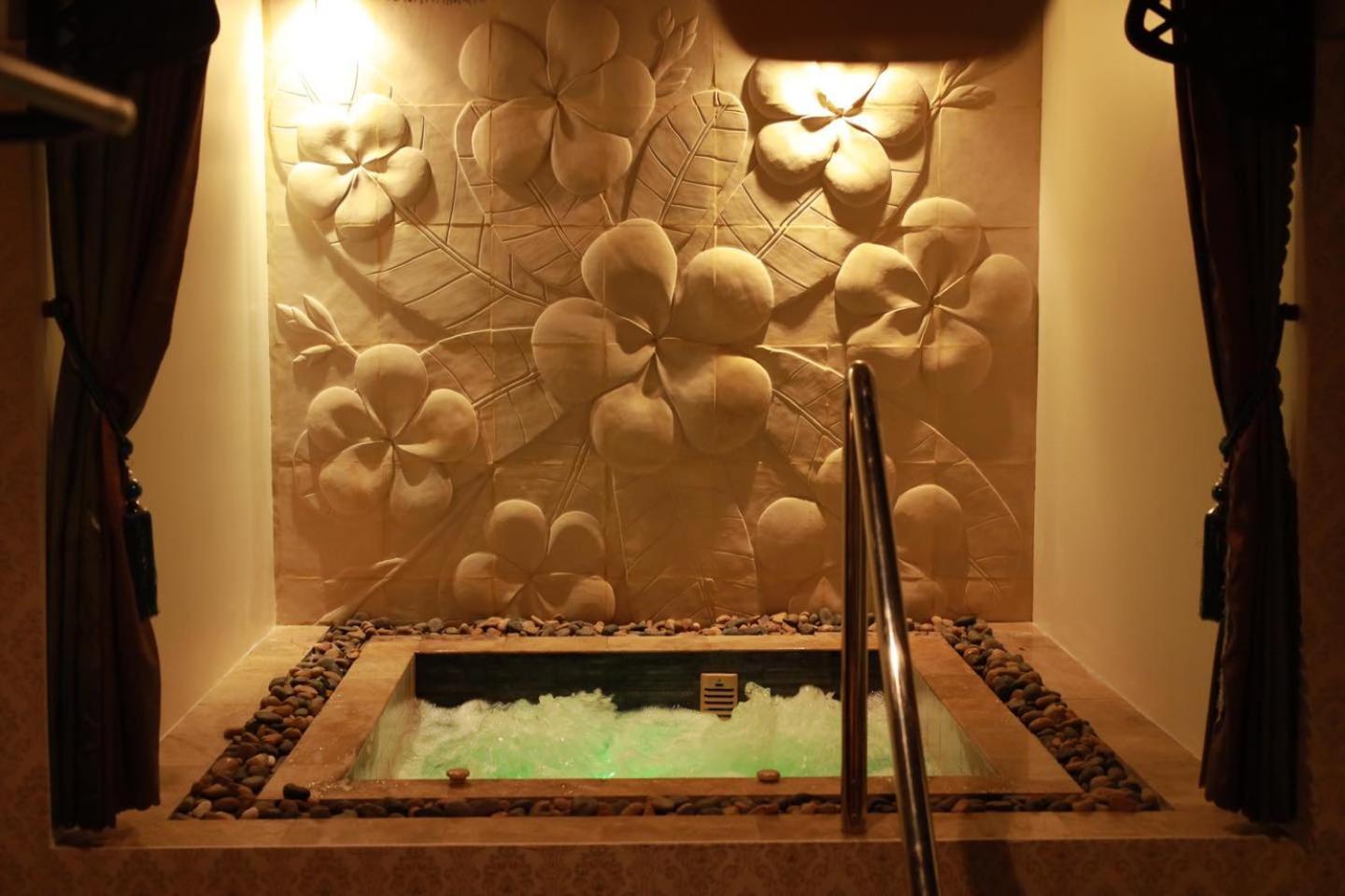Ttc Imperial Hotel Хюе Екстер'єр фото